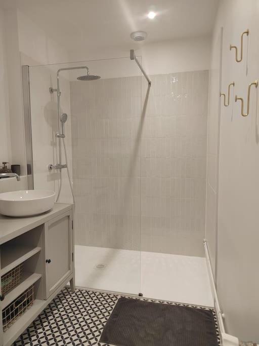 Magnifique Appartement Le Nid Des Thermes Bagnères-de-Bigorre Dış mekan fotoğraf